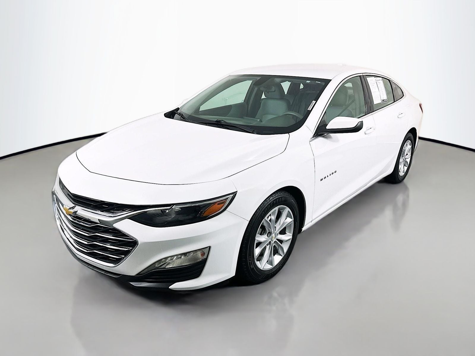 2021 Chevrolet Malibu — rear three-quarter view