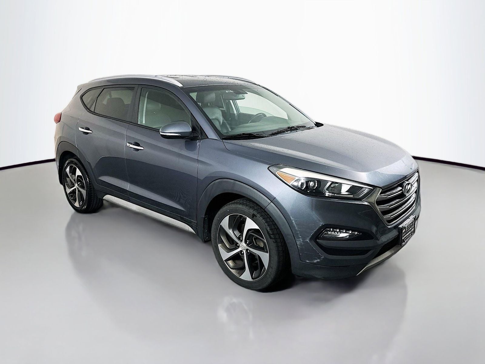 2018 Hyundai Tucson Limited in Coliseum Gray — front three-quarter view