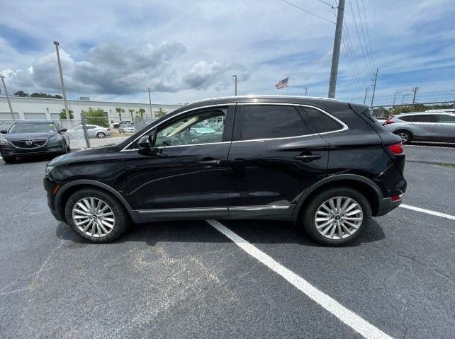 2019 Lincoln MKC — rear three-quarter view