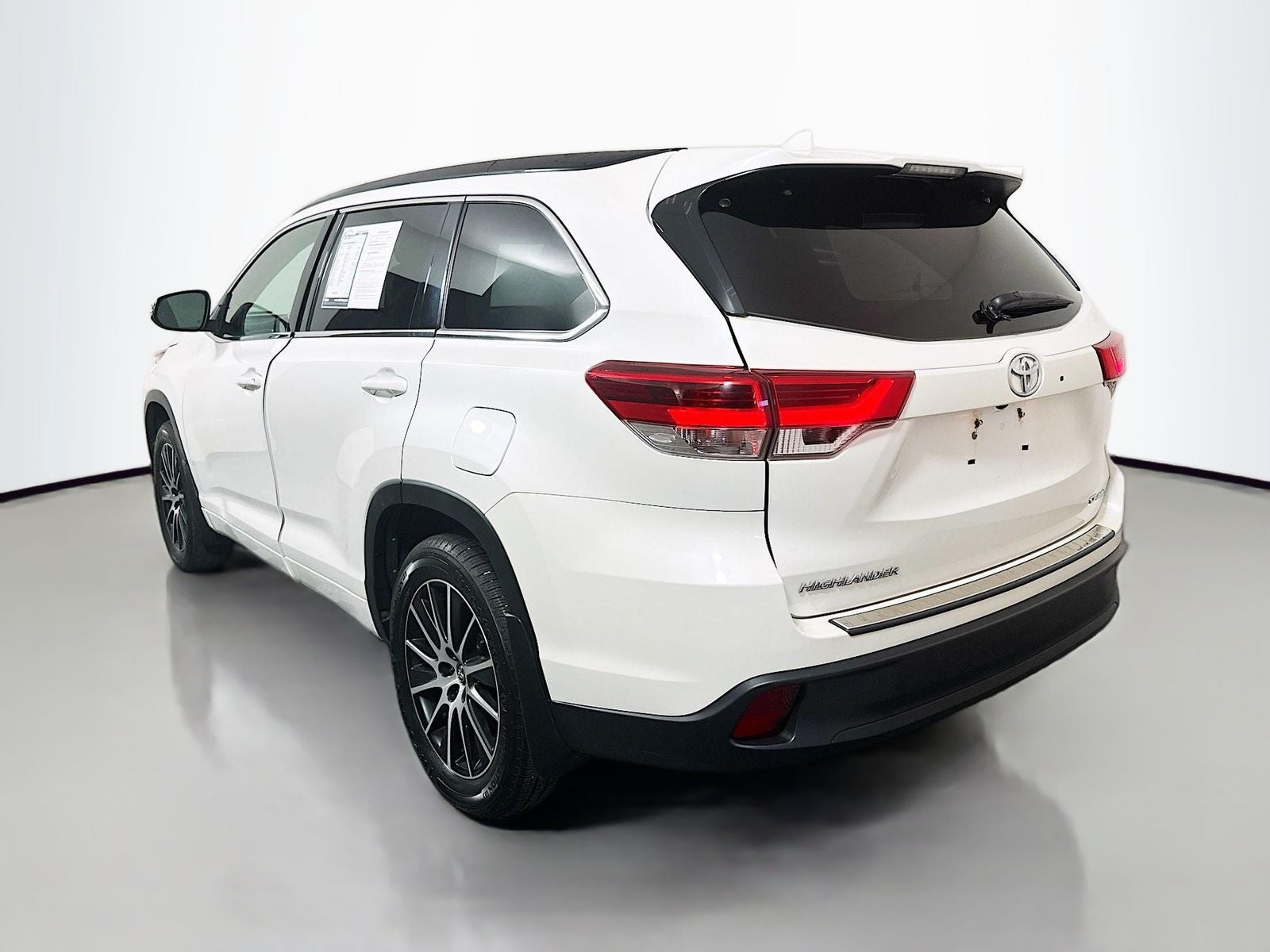 2018 Toyota Highlander — detail view