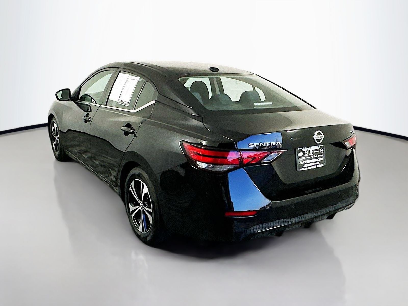 2022 Nissan Sentra — detail view