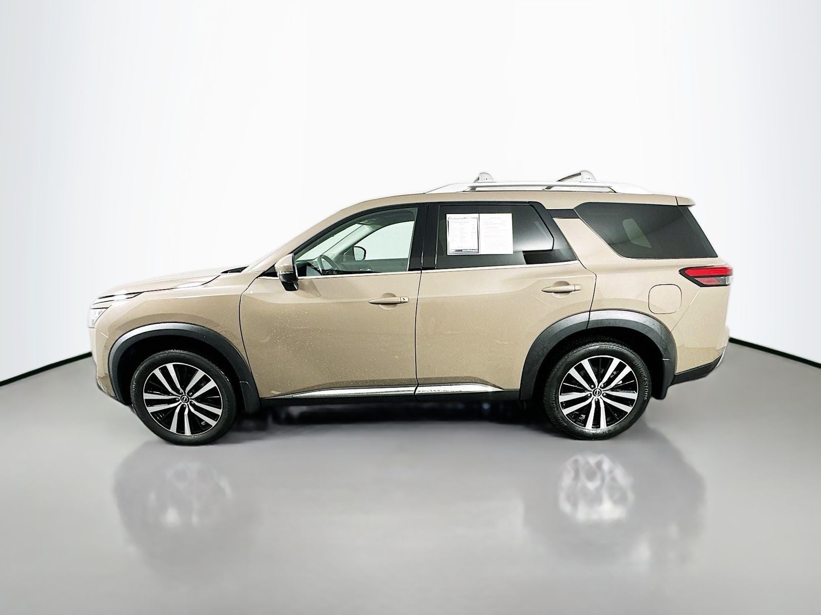 2023 Nissan Pathfinder — interior view