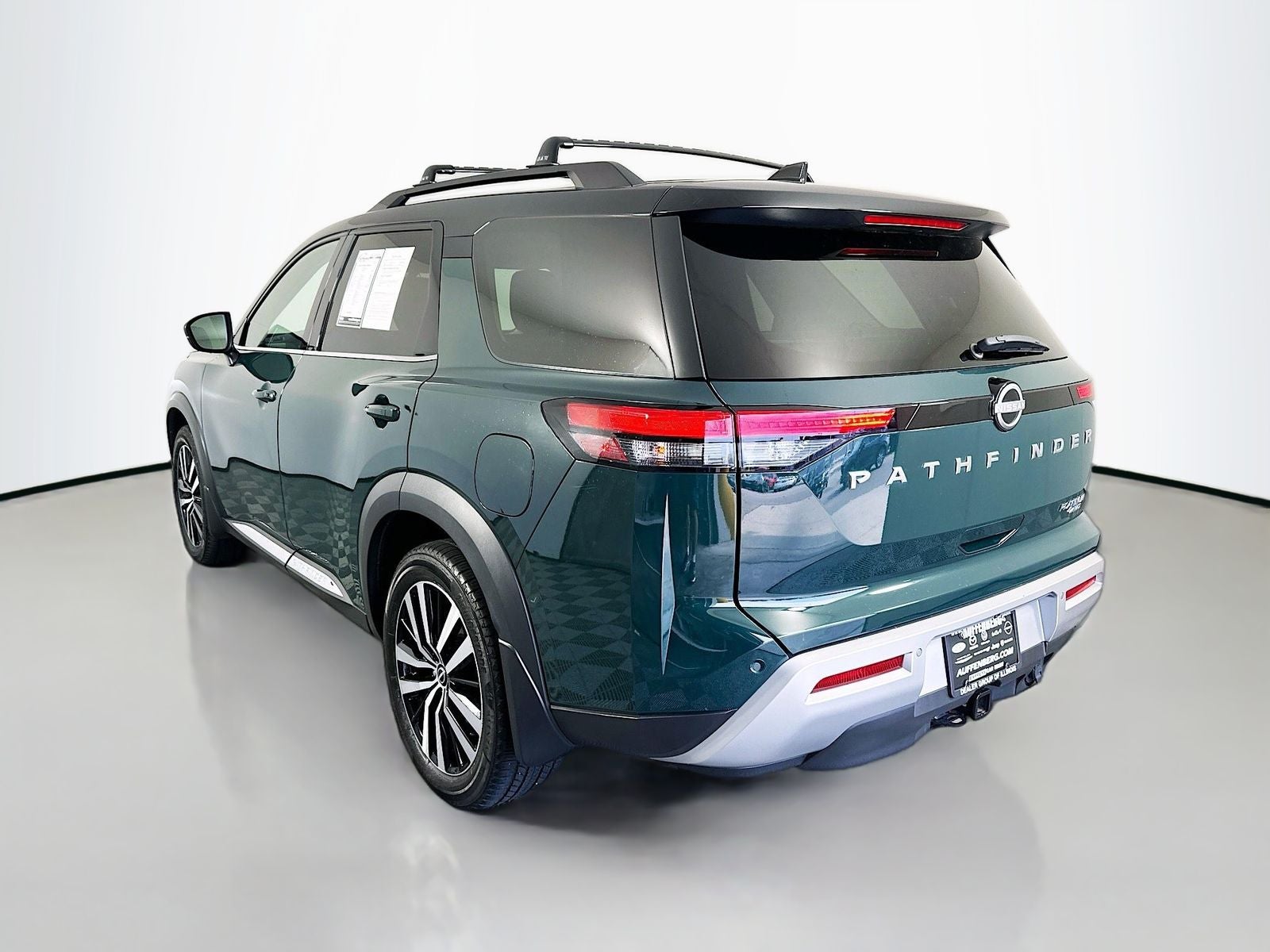 2023 Nissan Pathfinder — detail view